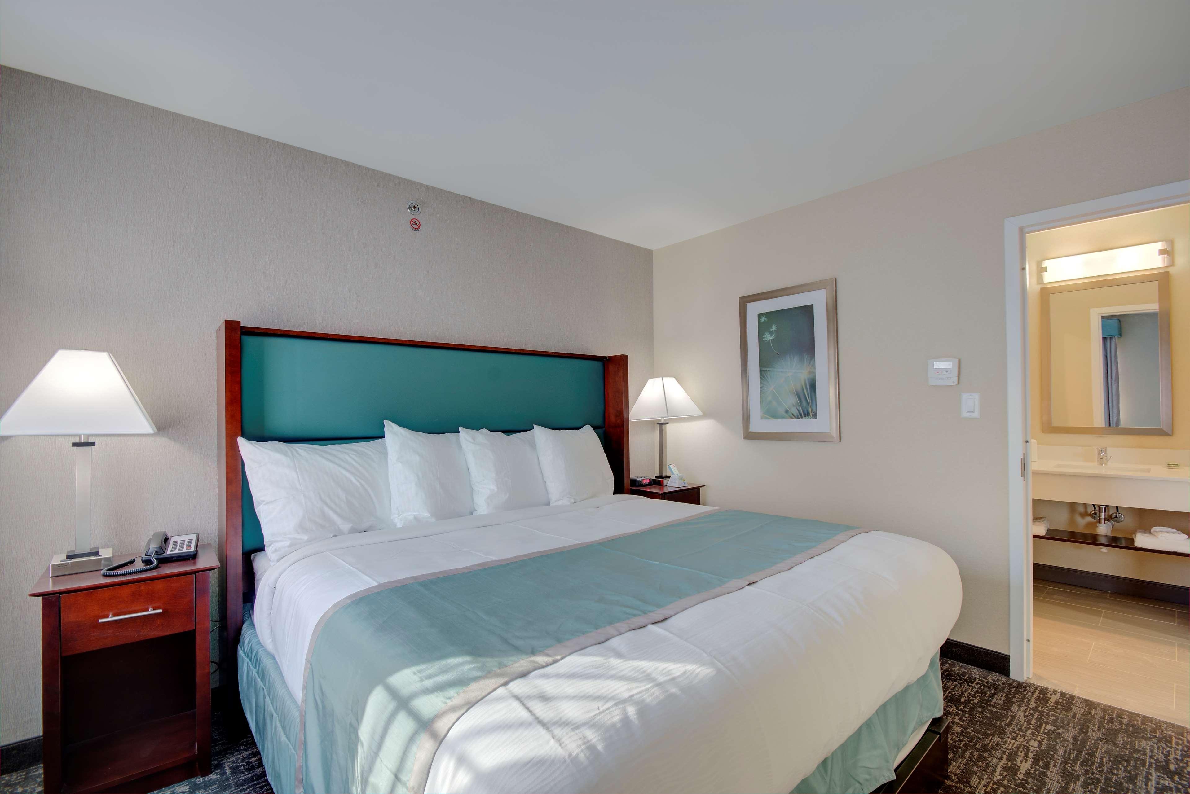 Best Western Hampshire Inn & Suites Seabrook Exterior photo