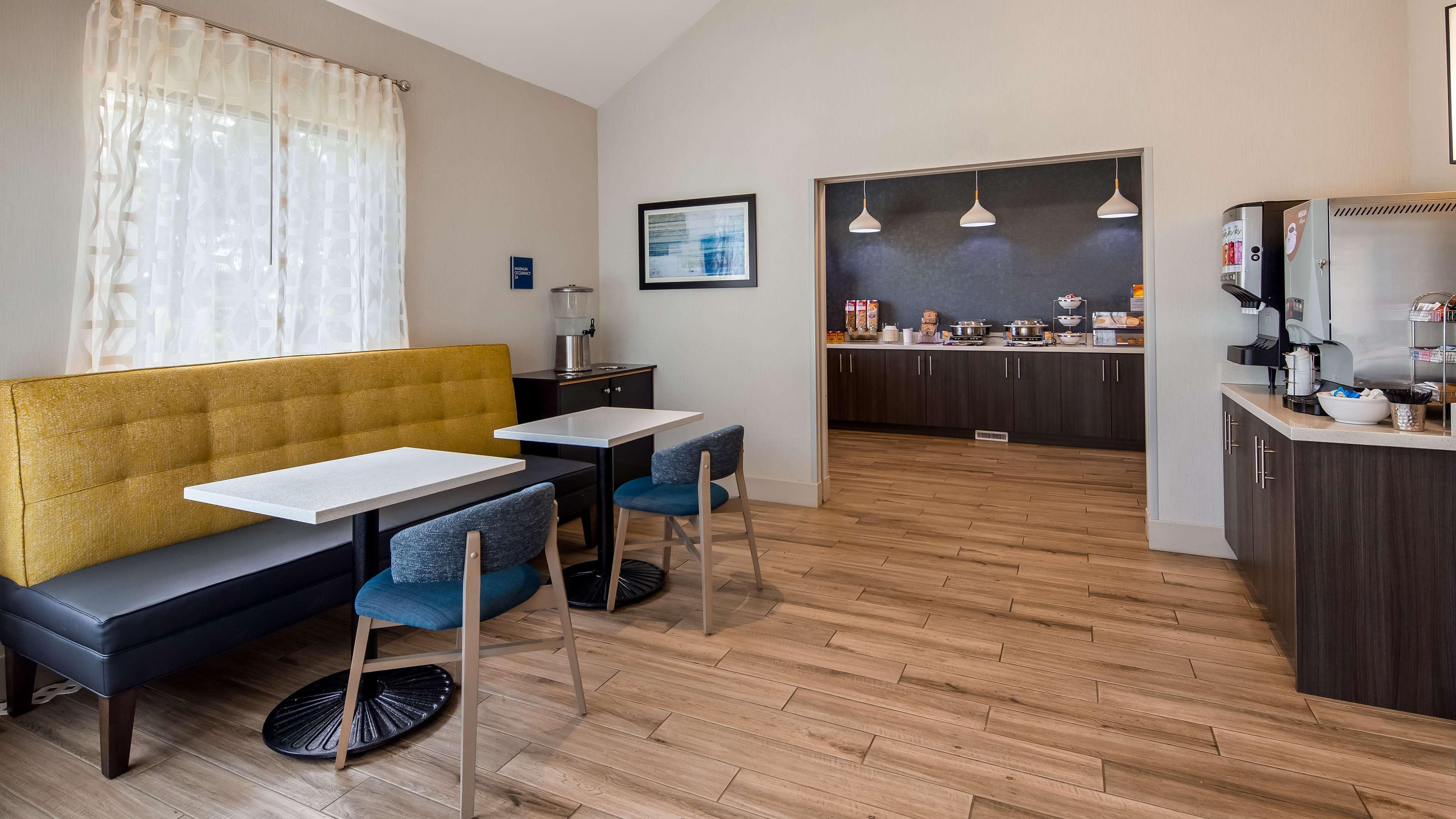 Best Western Hampshire Inn & Suites Seabrook Exterior photo