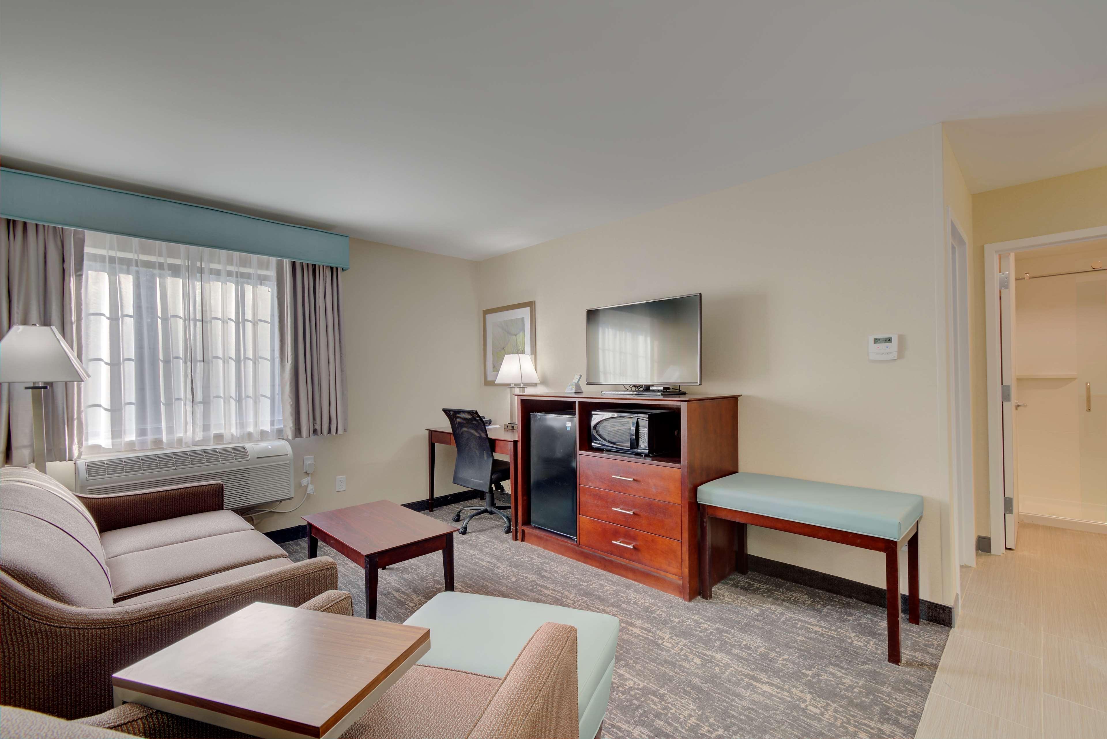 Best Western Hampshire Inn & Suites Seabrook Exterior photo